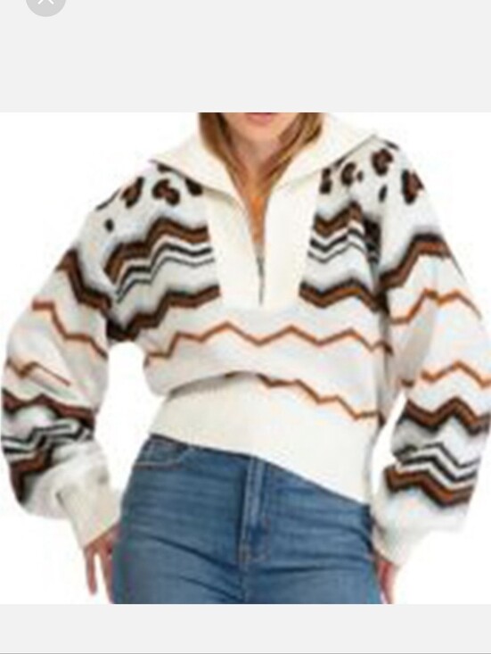 AFRM Sweaters - AFRM Cream Chevron Zip-Neck Sweater